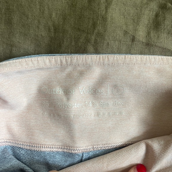 Outdoor voices springs 7/8 legging size small - Picture 4 of 4